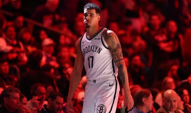 开云官网首页-薪资专家：小迈克尔·波特今夏可以进行续约 最多可签4年2.34亿