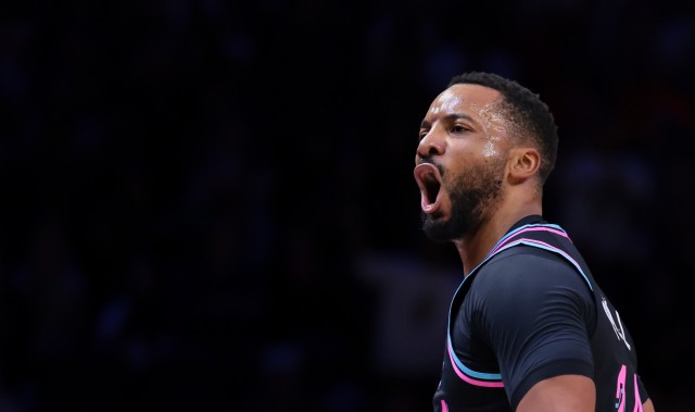 开云首页APP-鲍威尔：我们不喜欢昨天的表现 今天打出了自己想要的篮球风格